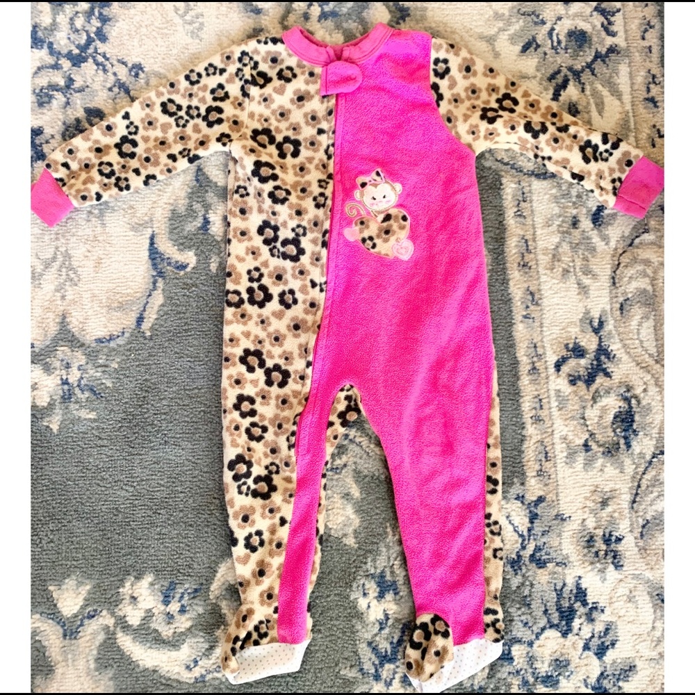 ❌ SOLD.           3/$10 Lil monkey heart pj’s